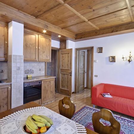 Appartamenti Barisetti Cortina dʼAmpezzo Szoba fotó